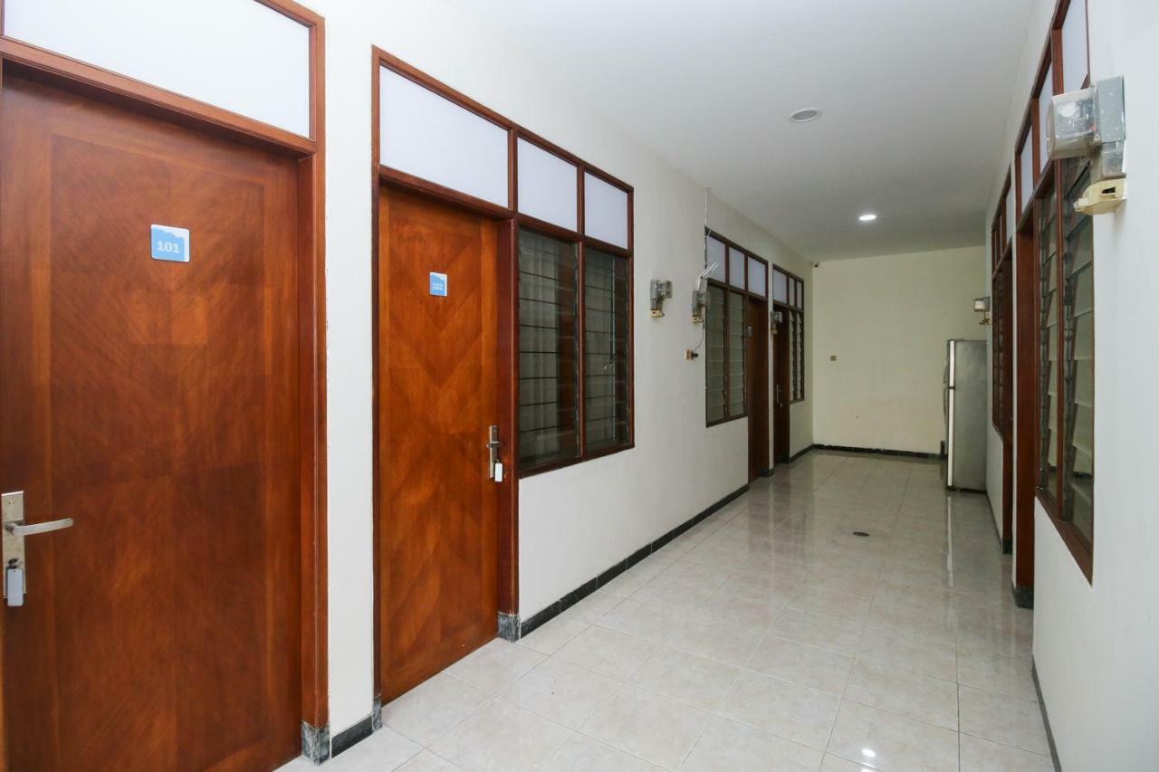 Hotel Sky Syariah Gubeng Kertajaya 1 Surabaya